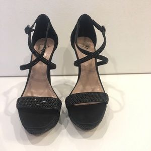Vince camuto black sparkly heels